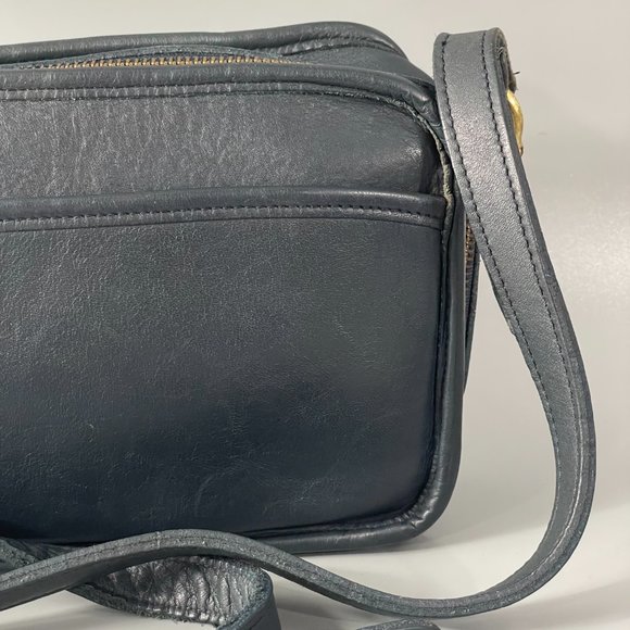 Vintage Coach Multi compartment Zip | #9974 | Navy - Picture 3 of 16